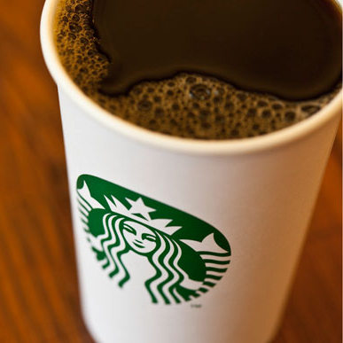 Starbucks придет к клиентам через банк «Открытие»